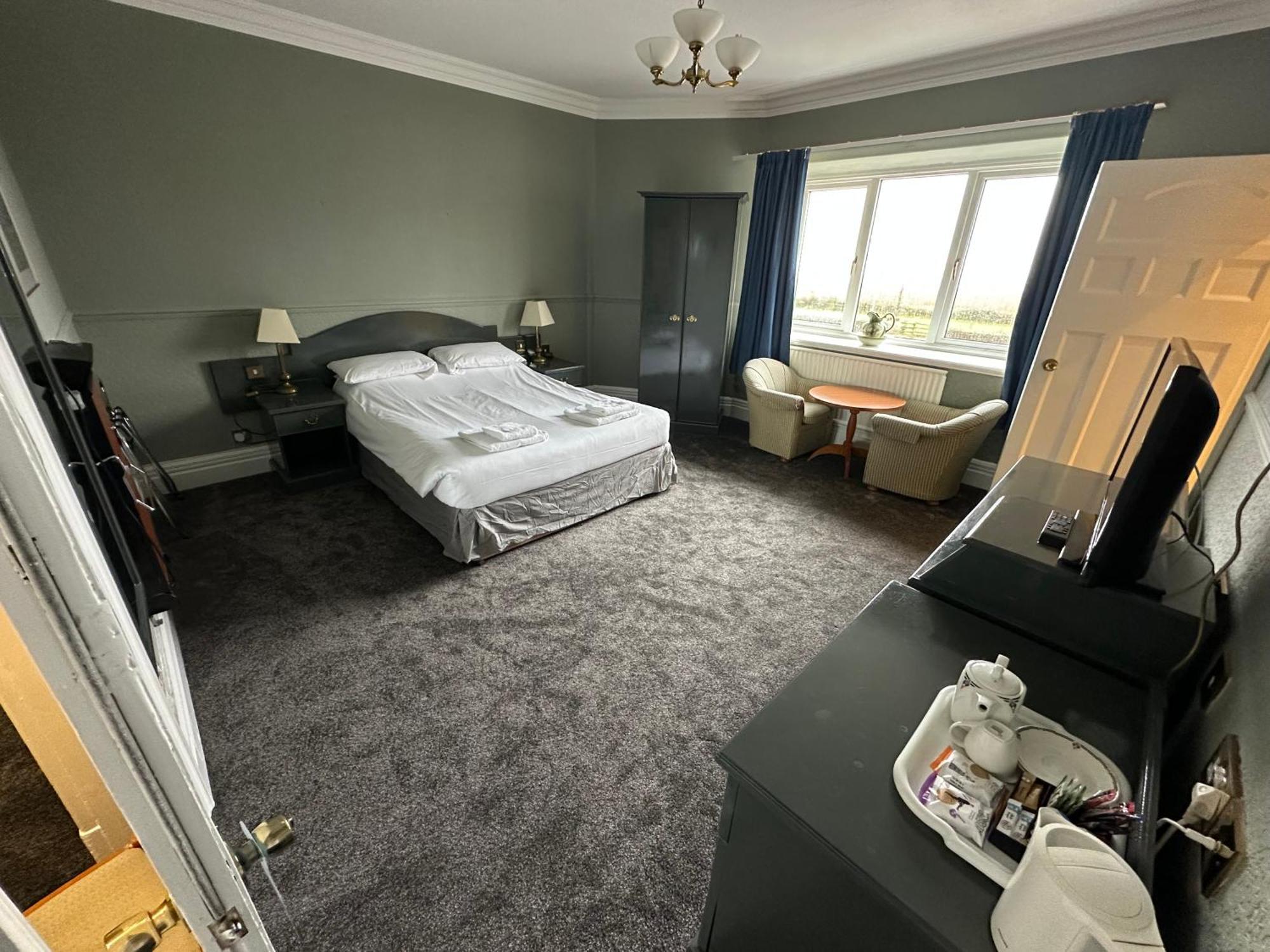 Clarkes Hotel Barrow In Furness Exteriör bild